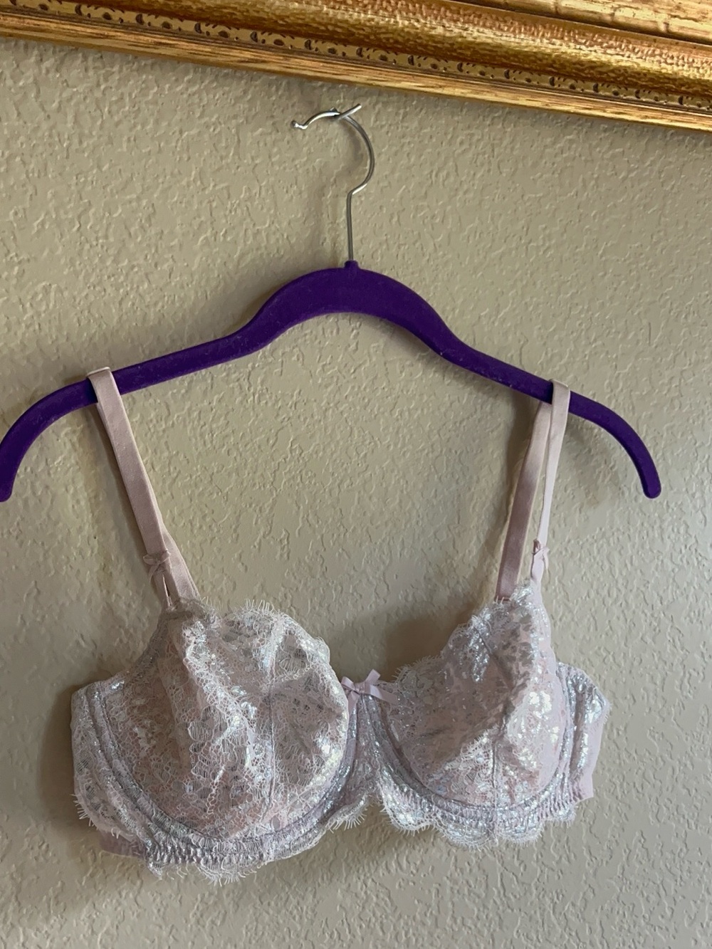 Victoria Secret Delicate Pink Dream Angels Push-up Lace Bra W/O padding 36D